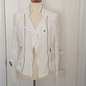 Red Snap long sleeve jacket with floral lace